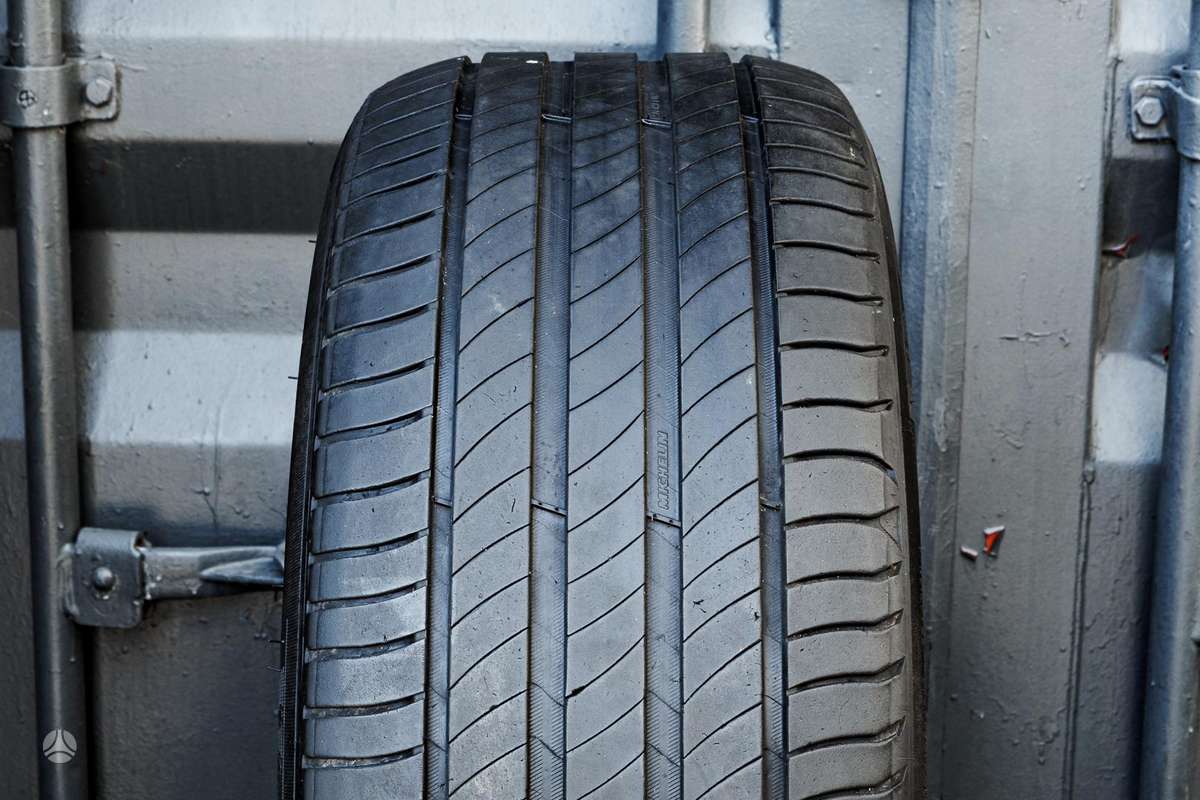 Michelin Primacy 4, летние 245/45 R18