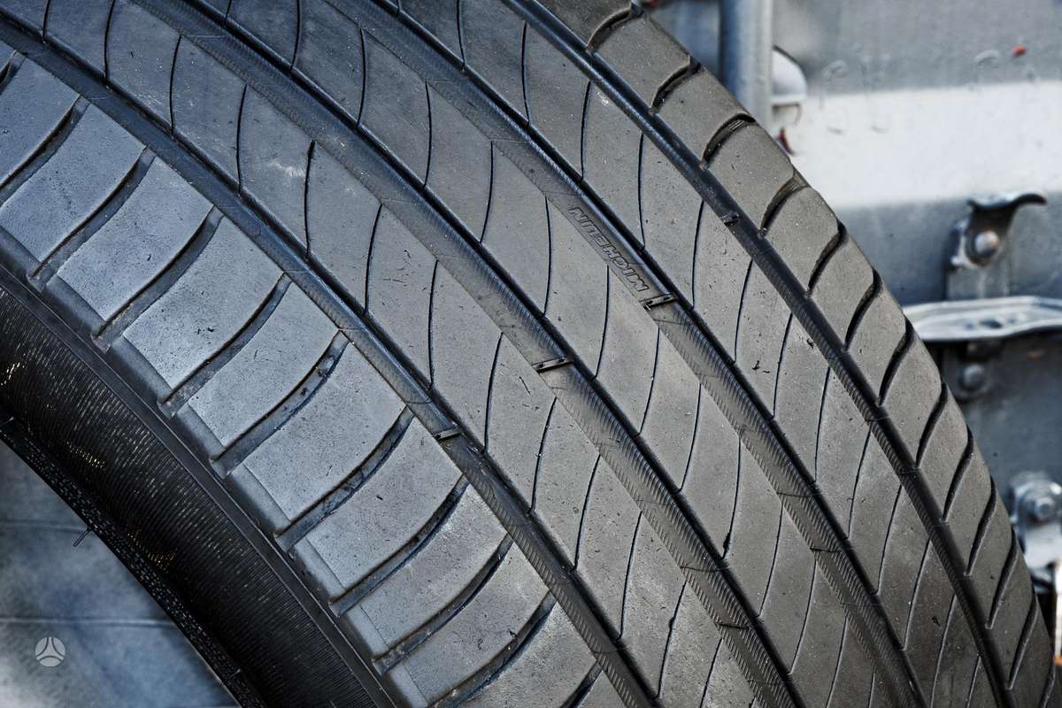 Michelin Primacy 4, летние 245/45 R18