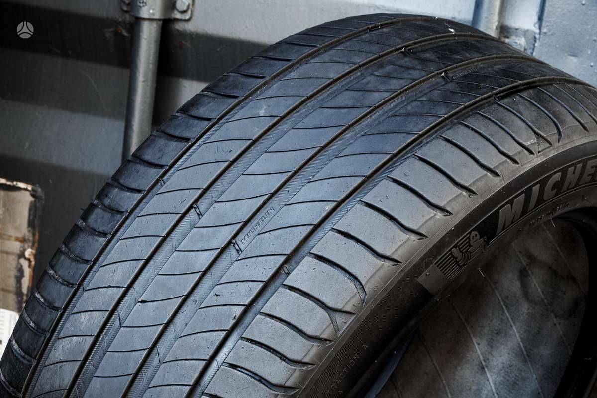 Michelin Primacy 4, summer 245/45 R18