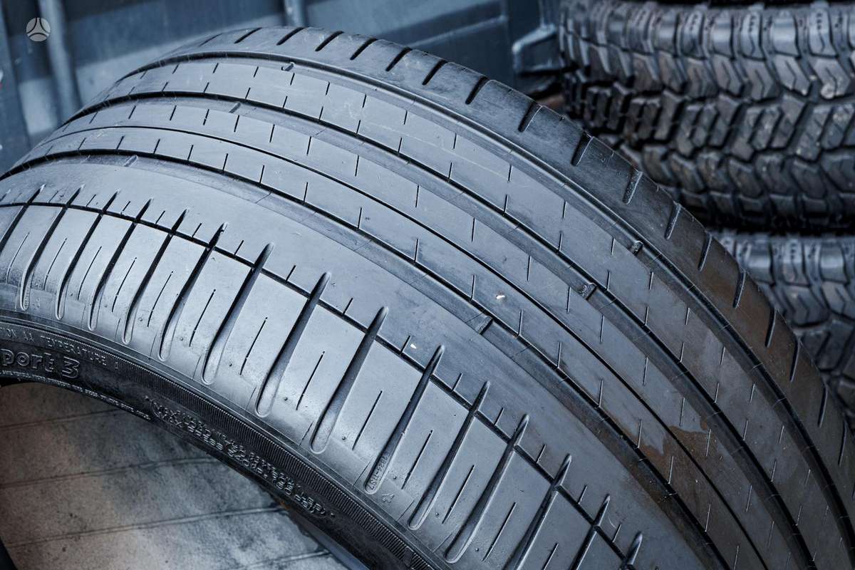 Michelin Pilot Sport 3, summer 265/35 R18