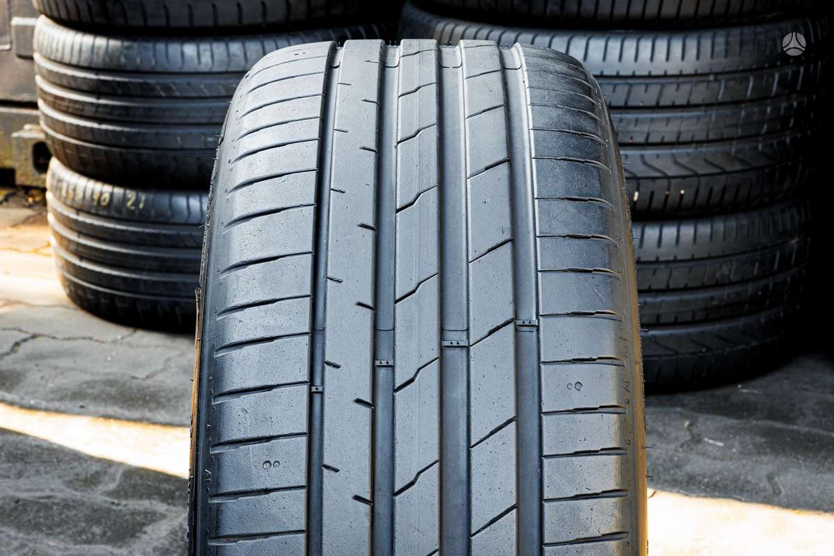 Hankook SUV iON Evo, vasarinės 255/35 R21
