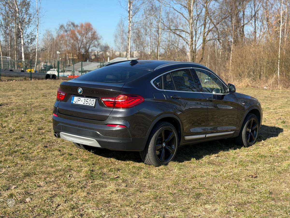 BMW X4, 2.0 l., off-road / crossover