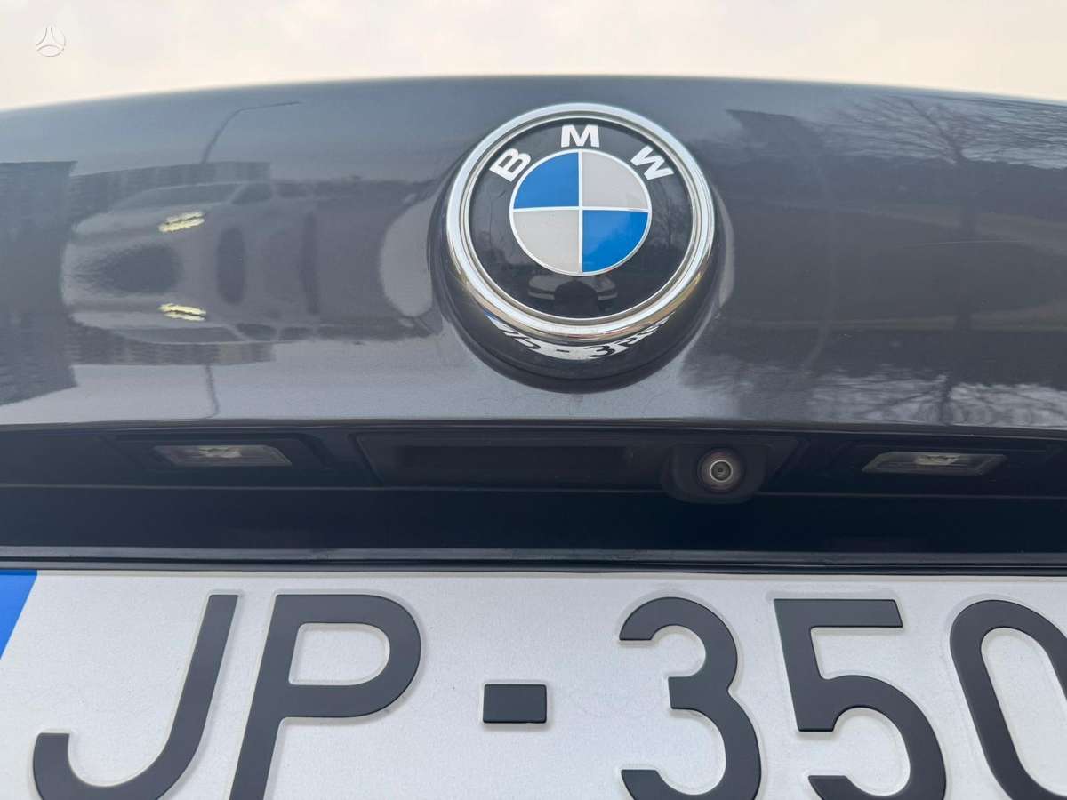 BMW X4, 2.0 l., off-road / crossover