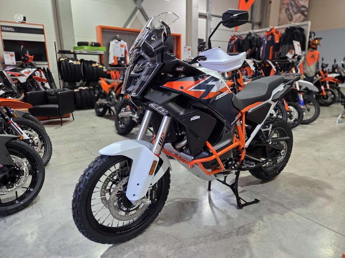 KTM Super Adventure 1350cc, enduro / adventure