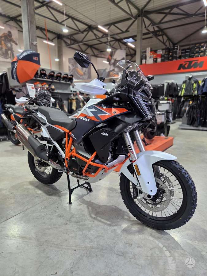 KTM Super Adventure 1350cc, enduro / adventure