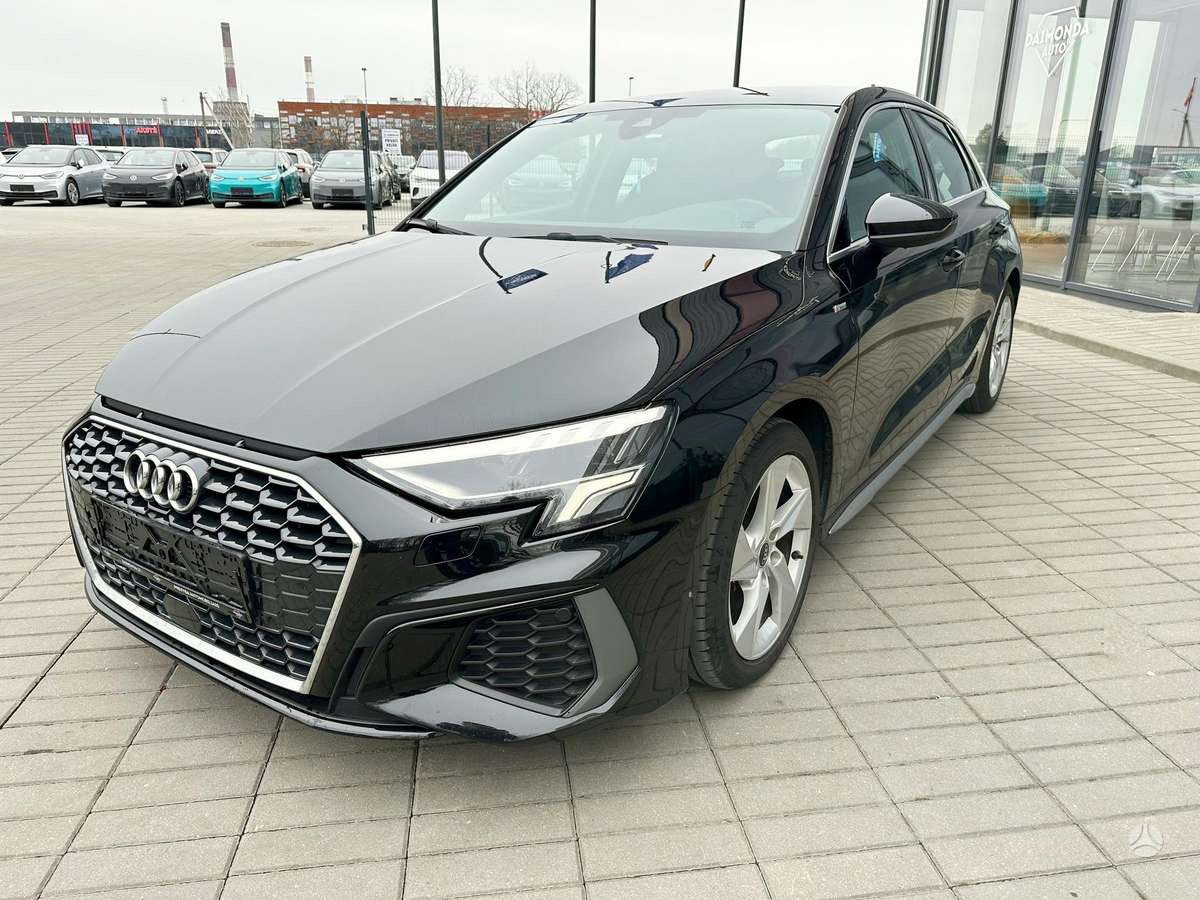 Audi A3, 1.0 l., hatchback