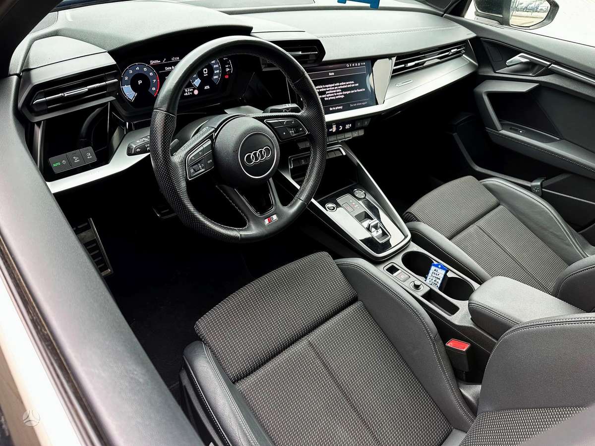 Audi A3, 1.0 l., hatchback