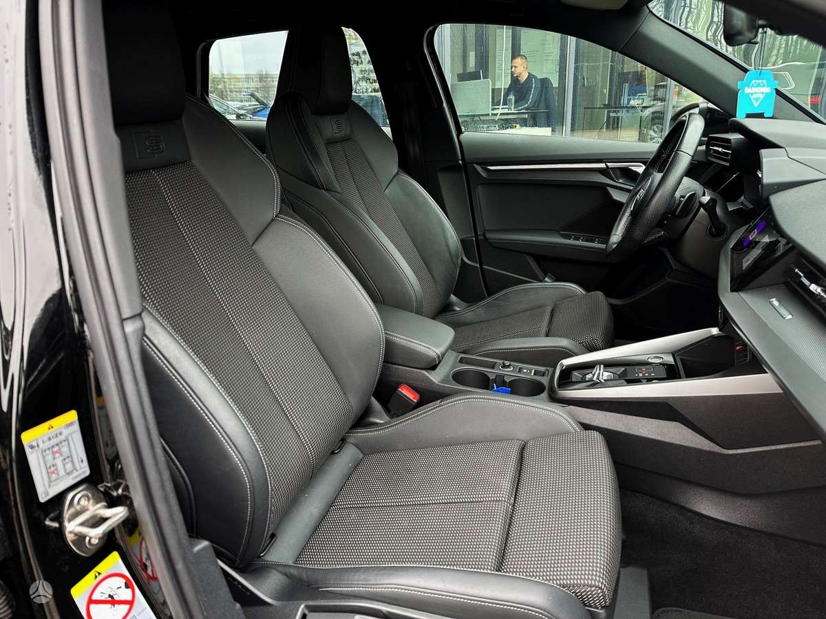 Audi A3, 1.0 l., hatchback