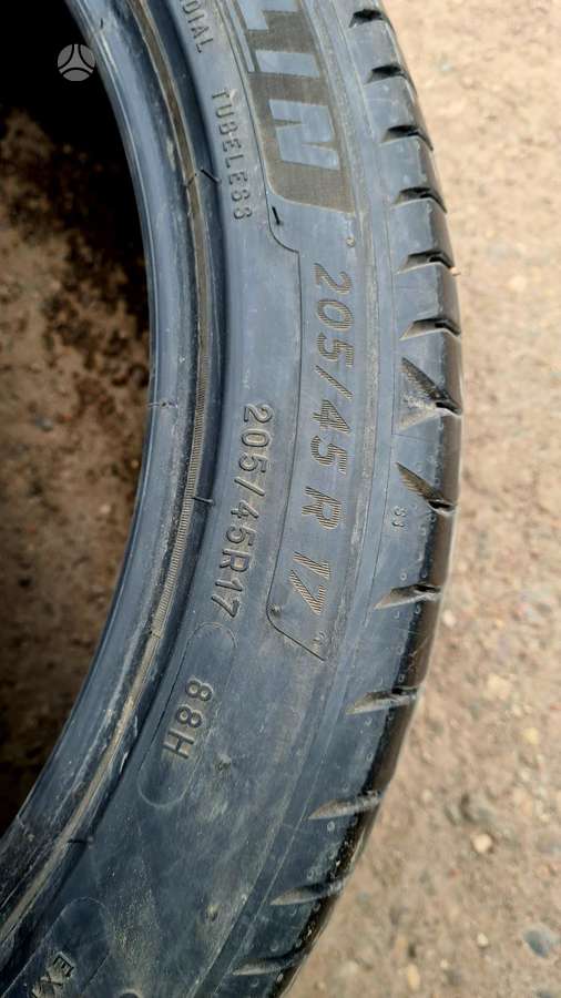 Michelin Primacy 4, summer 205/45 R17