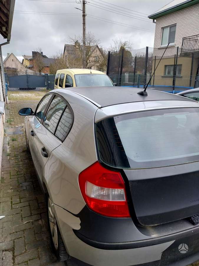 BMW 120, 2.0 l., hečbekas