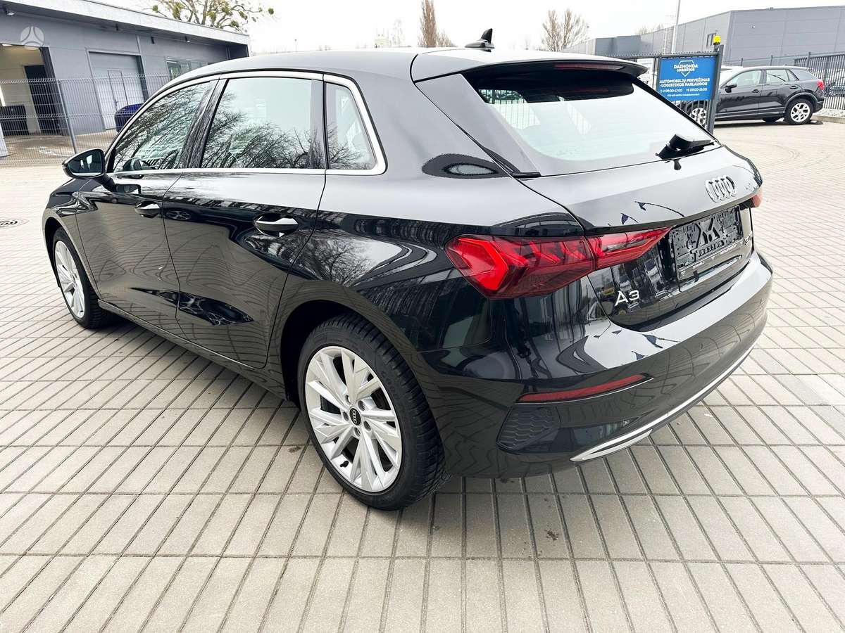 Audi A3, 1.0 l., hatchback
