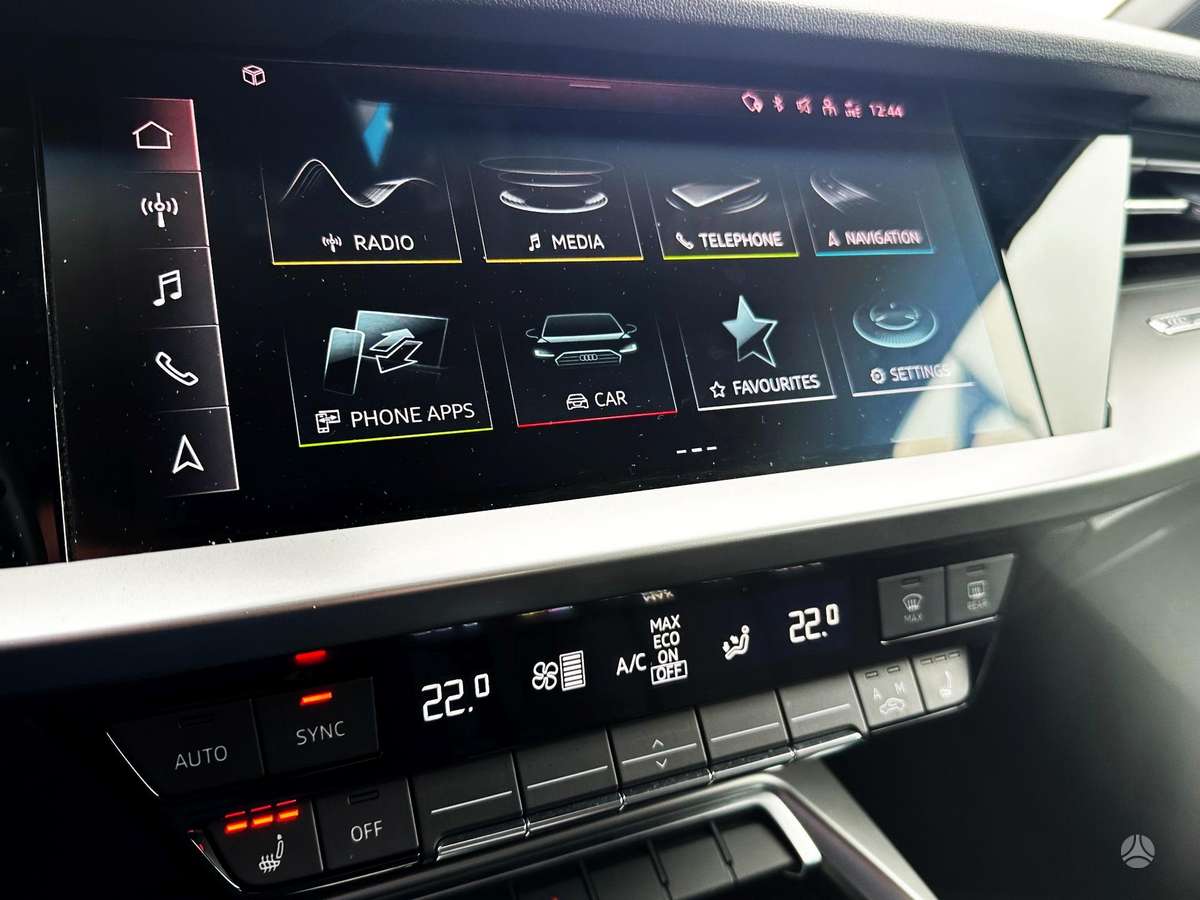 Audi A3, 1.0 l., hatchback