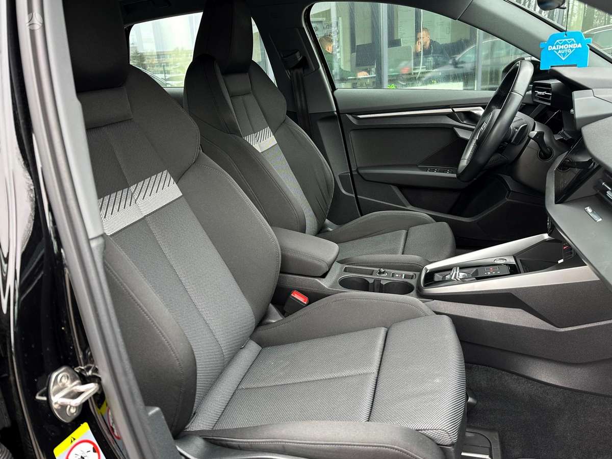 Audi A3, 1.0 l., Хэтчбек
