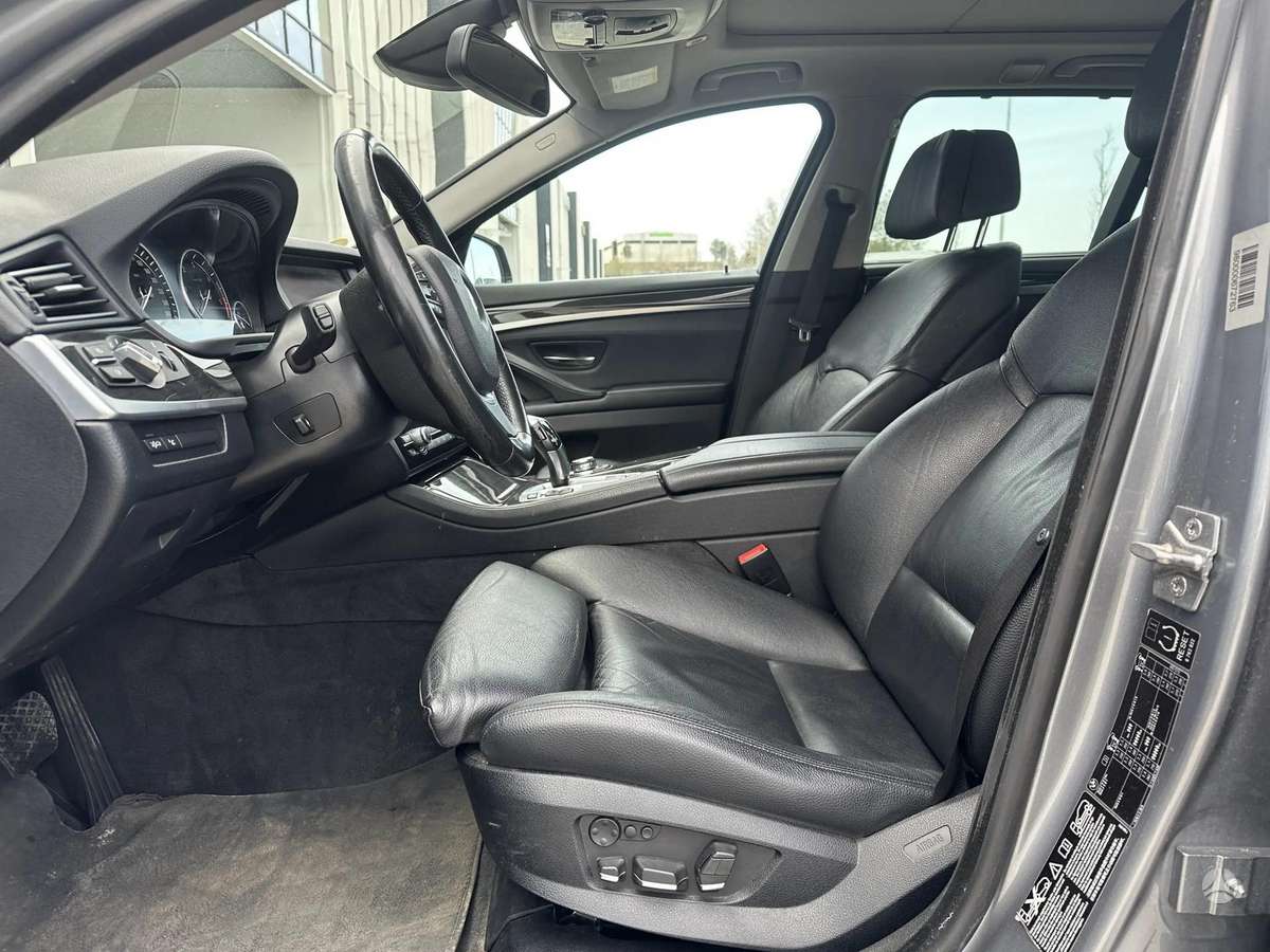 BMW 530, 3.0 l., universalas