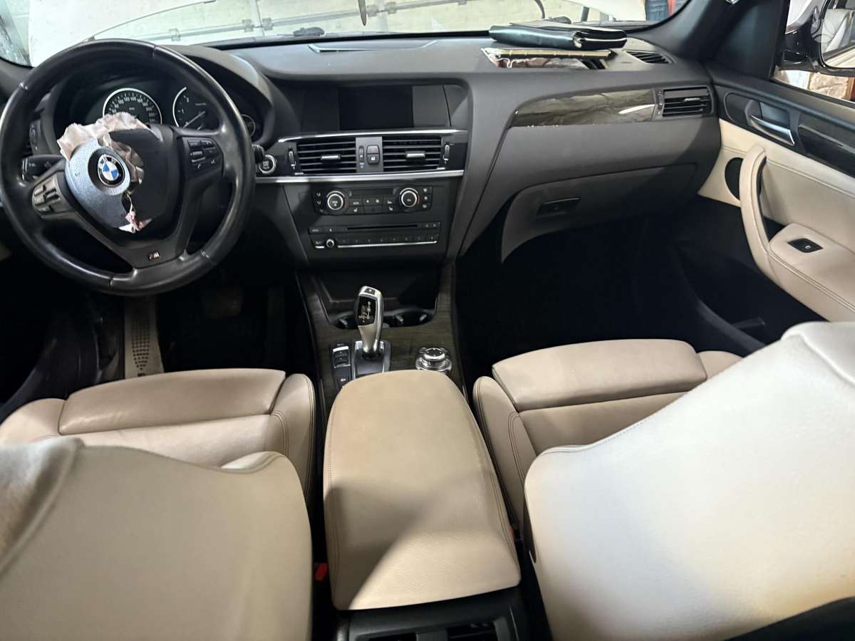 BMW X3 37068366700
