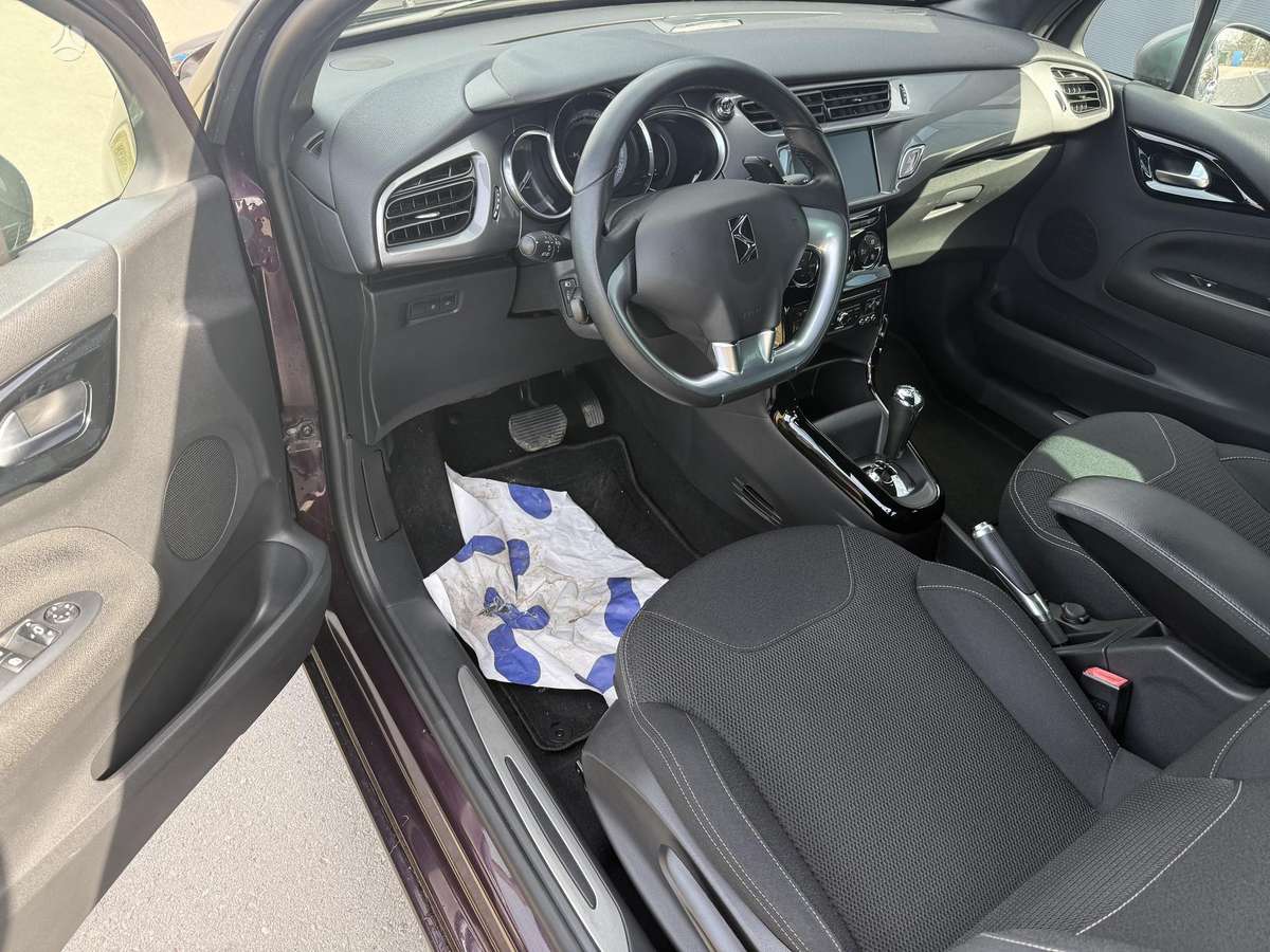 Citroen DS3, 1.2 l., hatchback