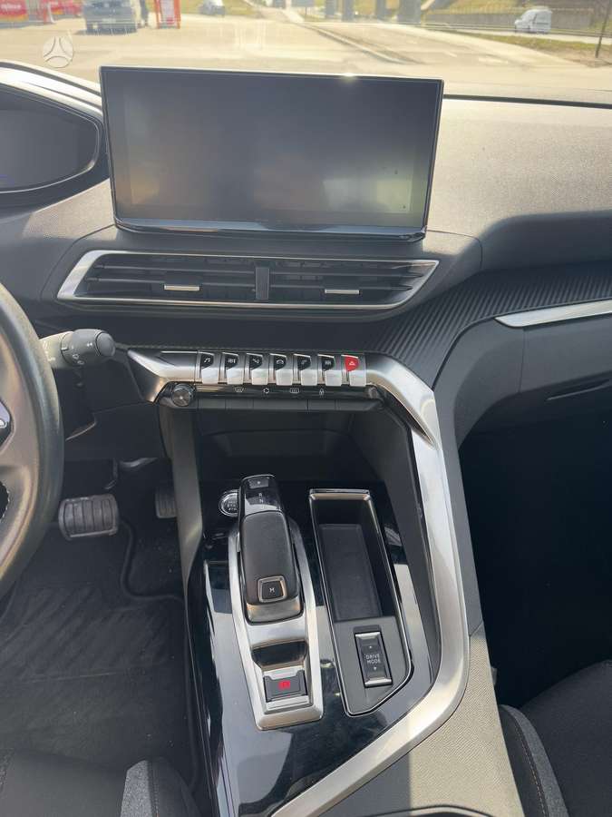 Peugeot 3008 - 11