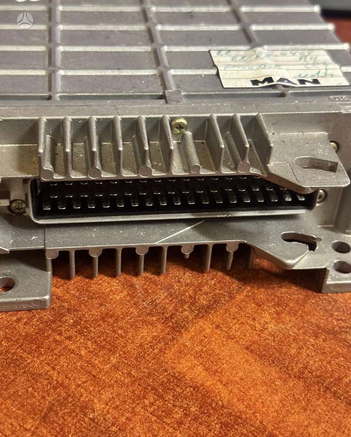 MAN F2000, sunkvežimiai