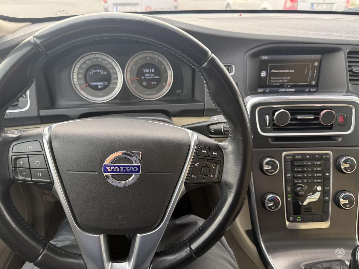 Volvo S60, 2.5 l., Седан
