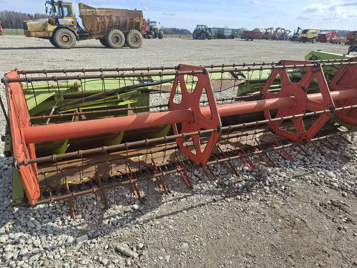 Claas Dominator 78s, kombainai