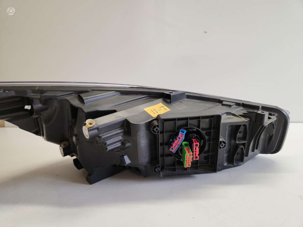 Ford Focus ST, NX7B-13E017-AG, lights