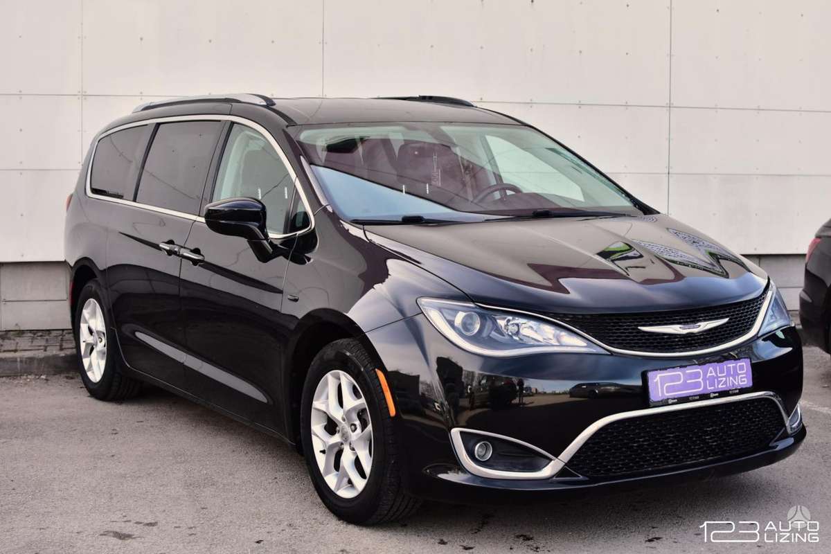 Chrysler Pacifica, 3.6 l., Минивэн