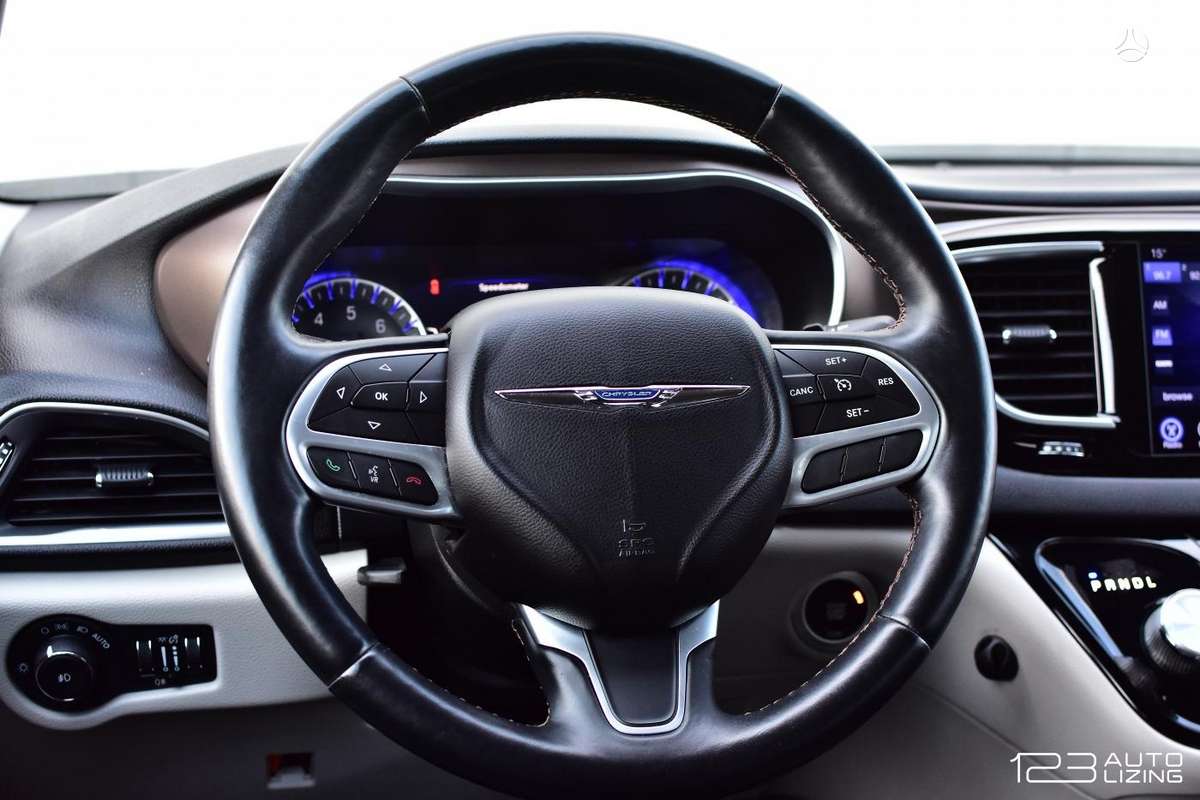 Chrysler Pacifica, 3.6 l., Минивэн
