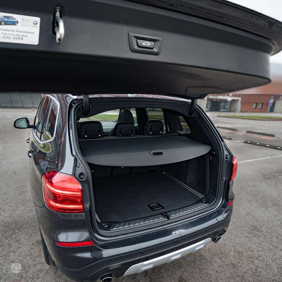 BMW X3, 2.0 l., off-road / crossover