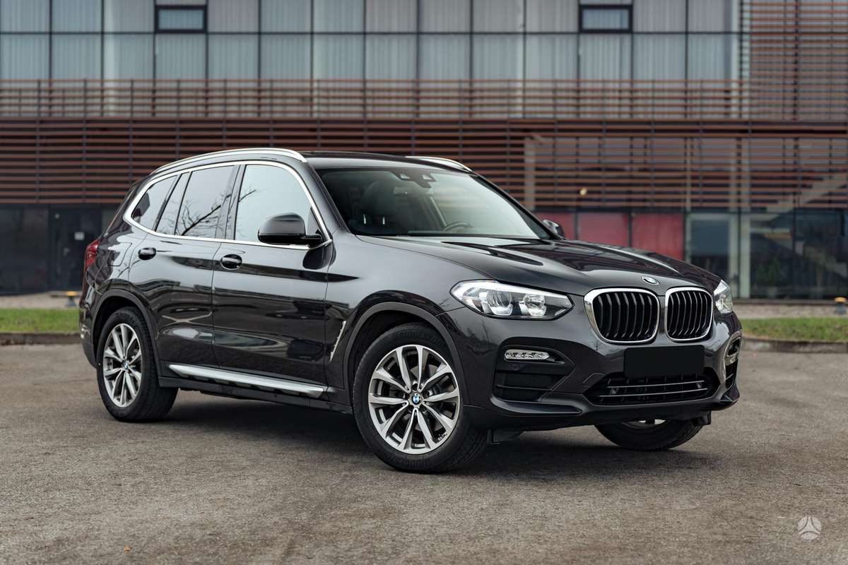 BMW X3, 2.0 l., off-road / crossover