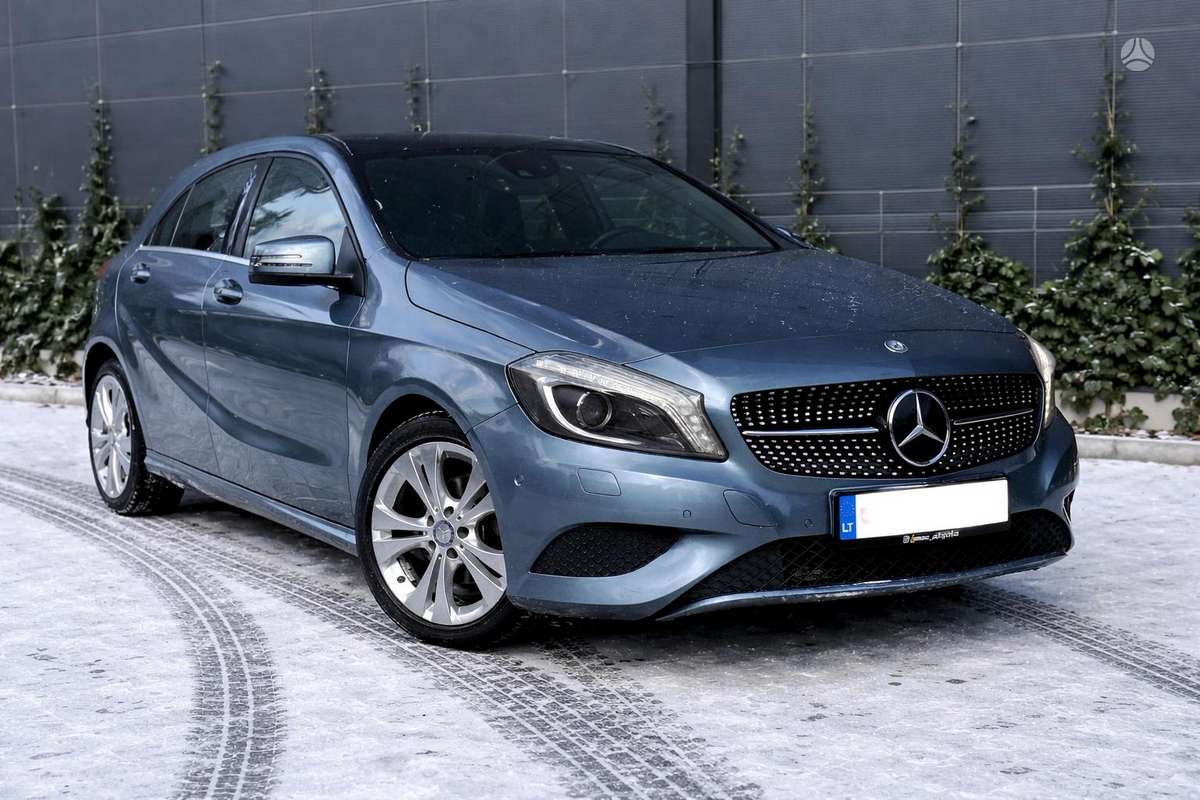 Mercedes-Benz E200, 2.0 l., Седан