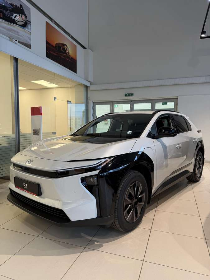Toyota bZ4X - 1