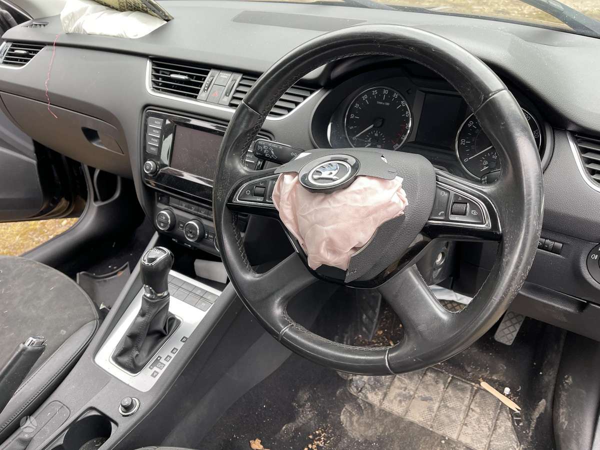 Skoda Octavia по частям
