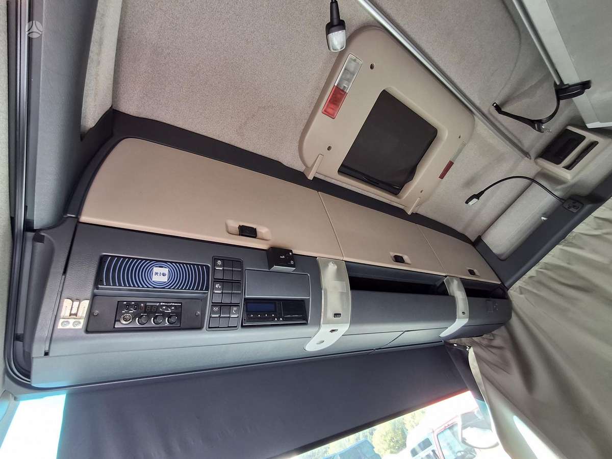 MAN TGX, double sleeper