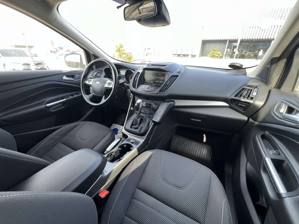 Ford Kuga, 2.0 l., Минивэн