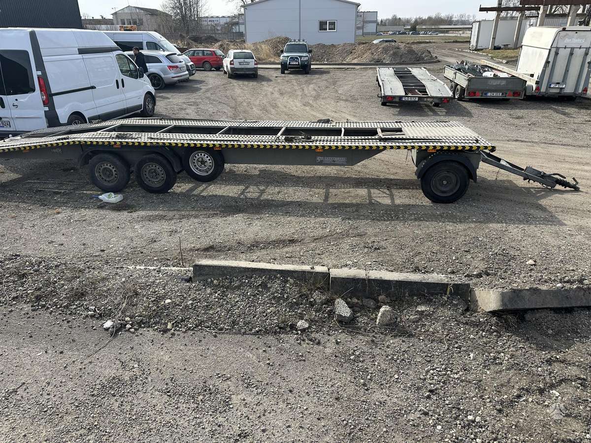 Blyss OBROT, auto transporter