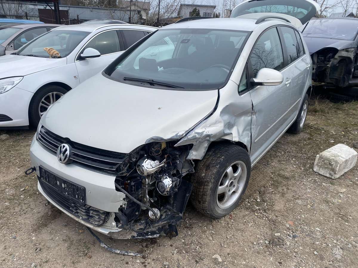Volkswagen Golf Plus dalimis