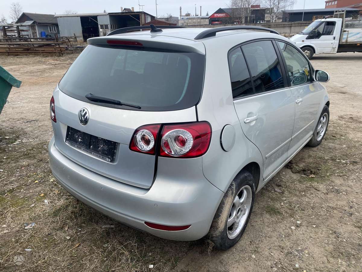 Volkswagen Golf Plus по частям