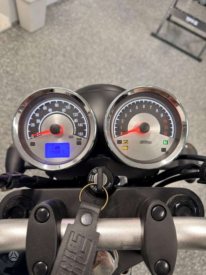 Mash Black Seven 125cc, street / classic