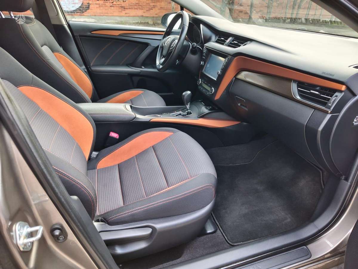 Toyota Avensis, 2.0 l., Универсал