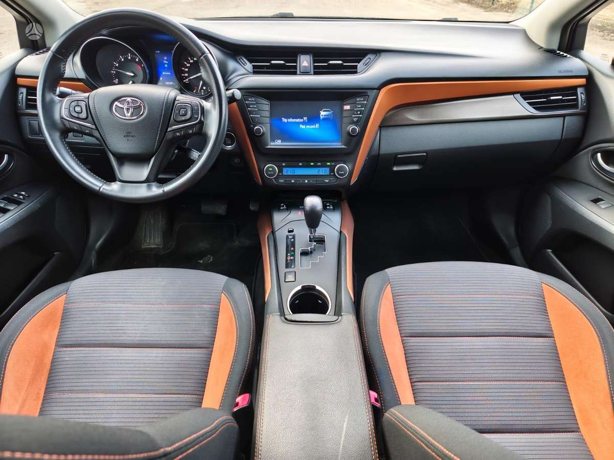 Toyota Avensis, 2.0 l., Универсал