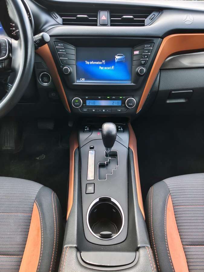 Toyota Avensis, 2.0 l., Универсал