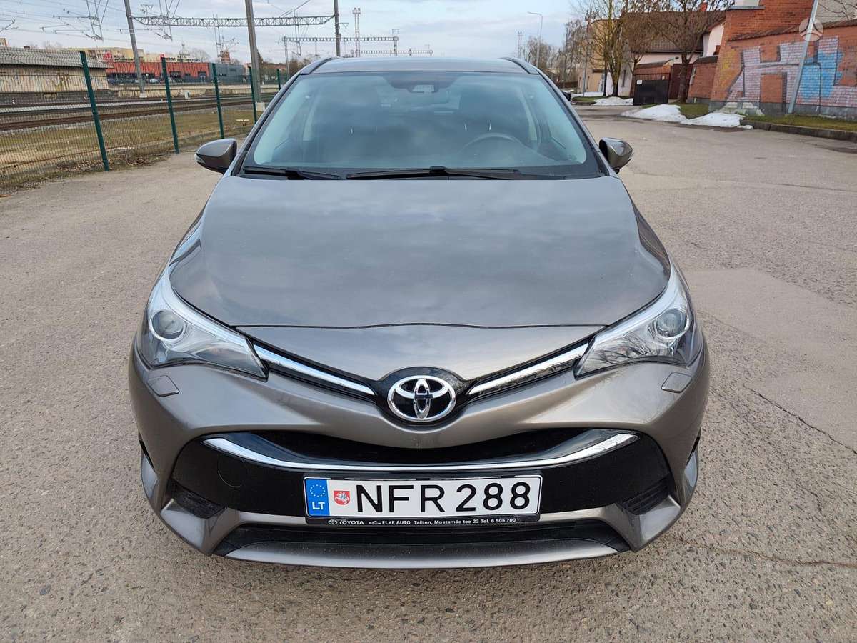 Toyota Avensis, 2.0 l., Универсал