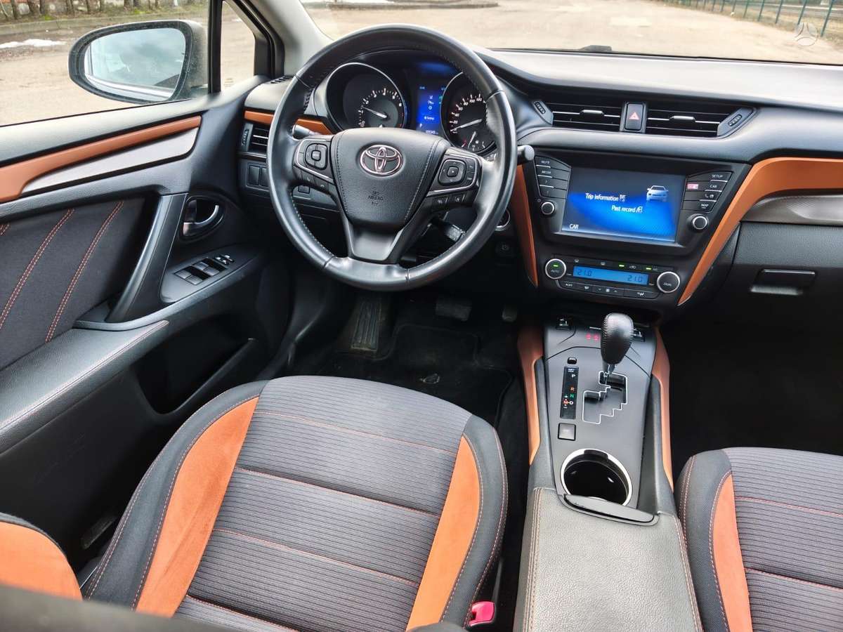 Toyota Avensis, 2.0 l., Универсал