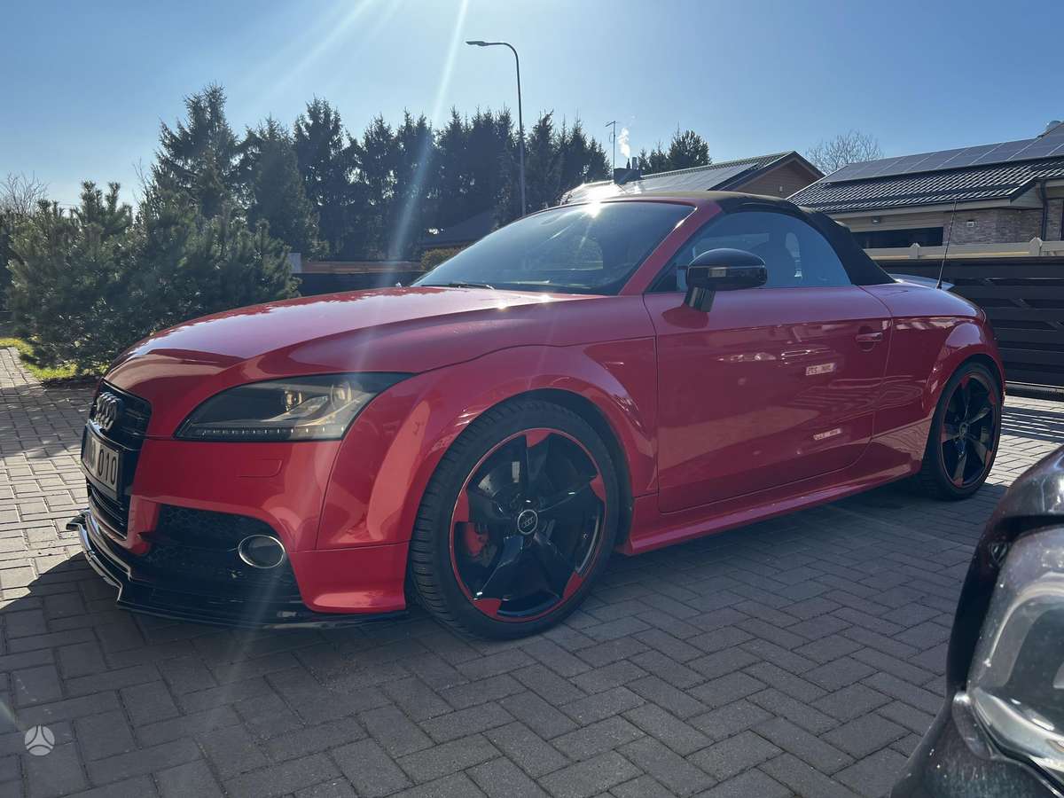 Audi TT, 2.0 l., convertible