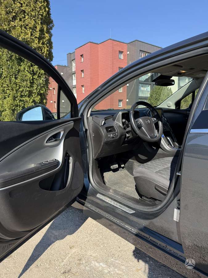 Opel Ampera, 1.4 l., hatchback