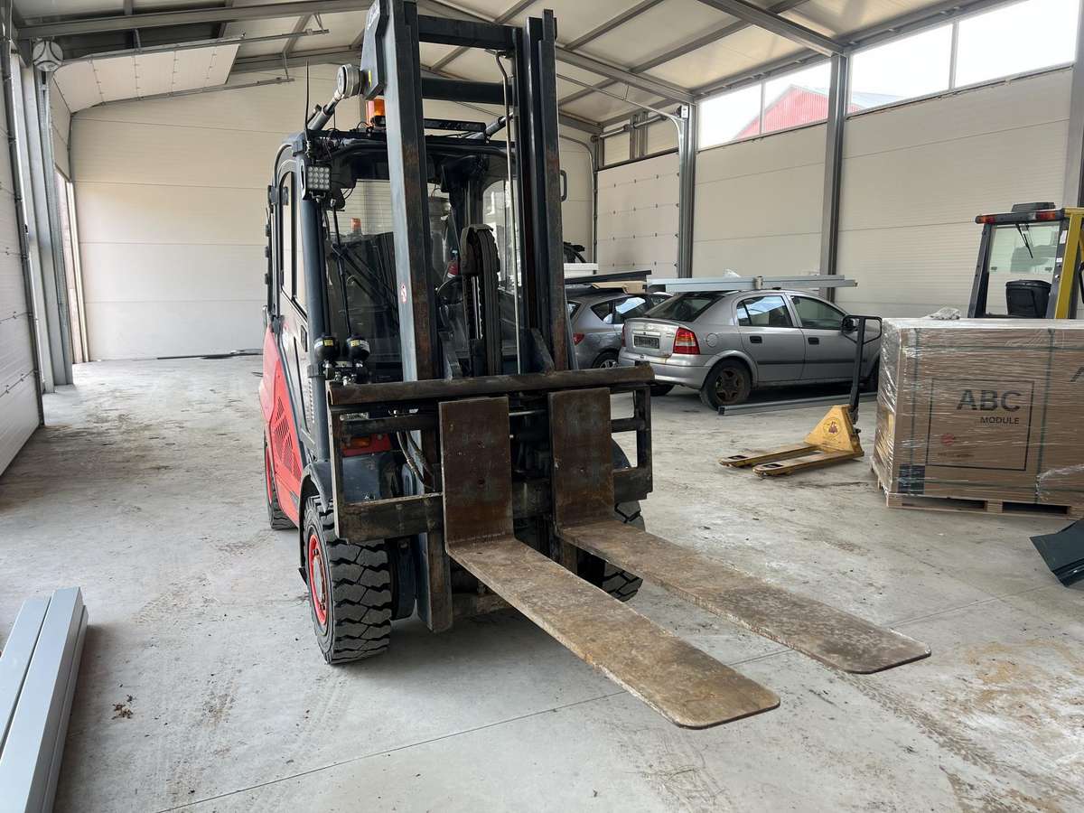 Linde H40, šakiniai krautuvai