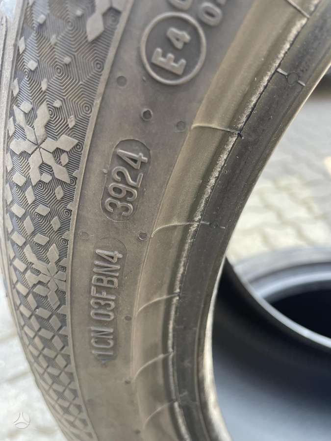 Continental Winter Contact, winter 245/40 R18