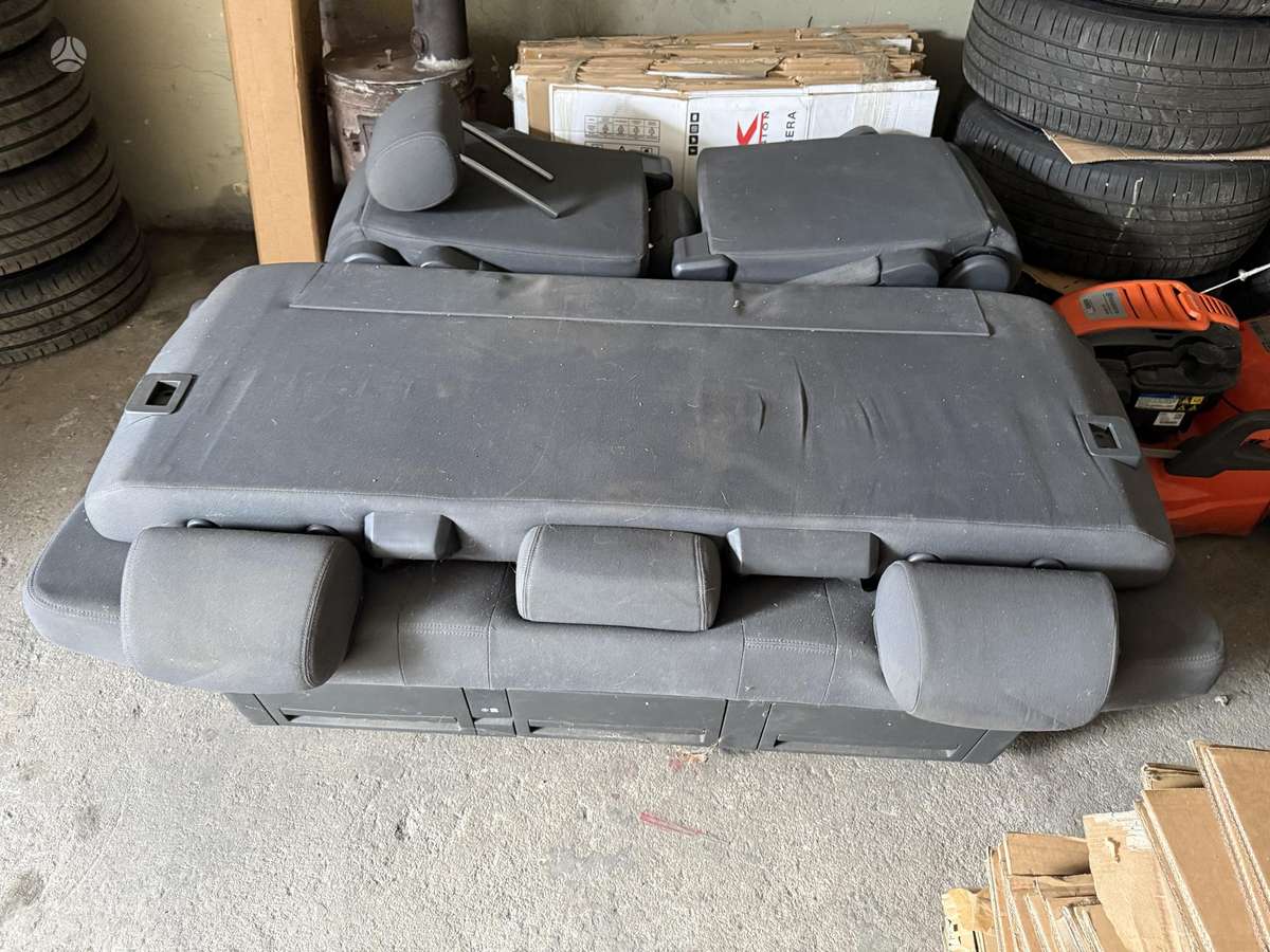 Volkswagen Multivan seats