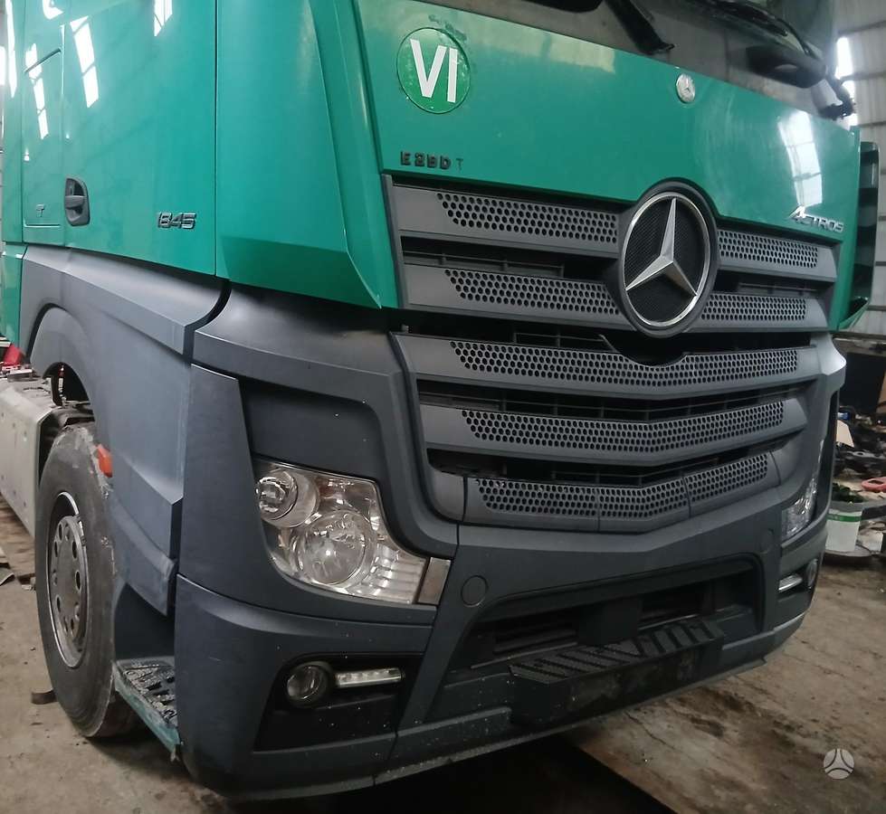 Mercedes-Benz ACTROS, vilkikai