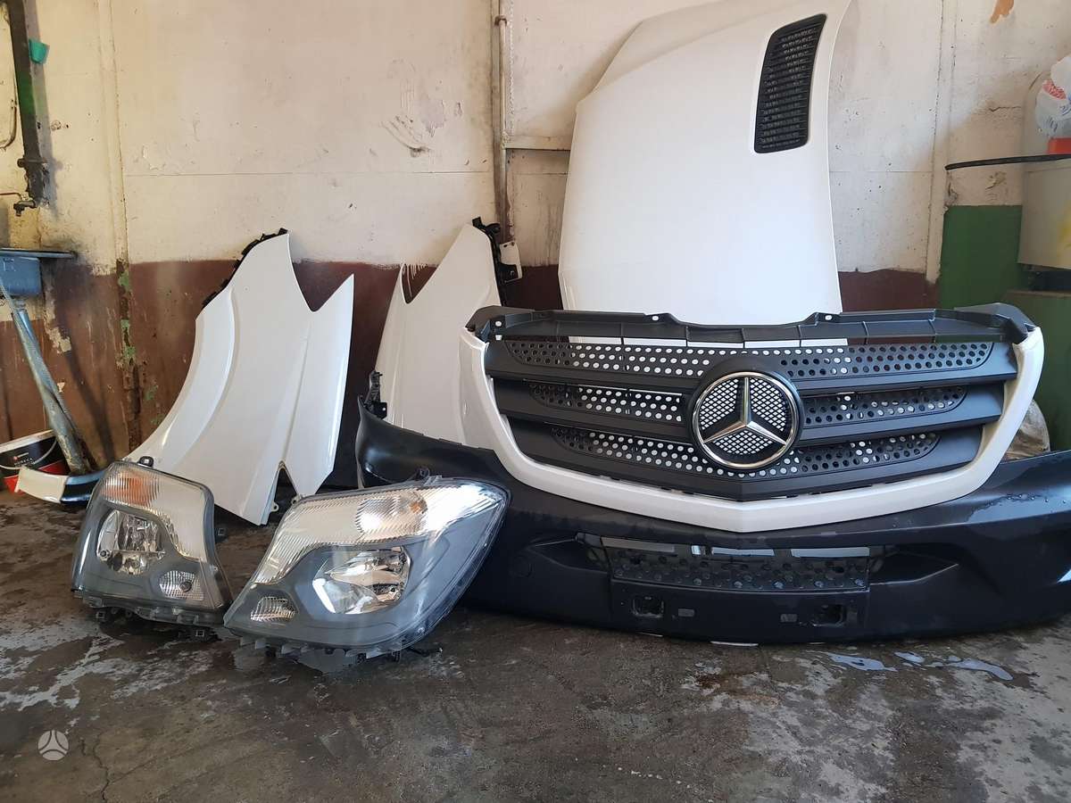 Mercedes-Benz Sprinter, Priekis, galines durys